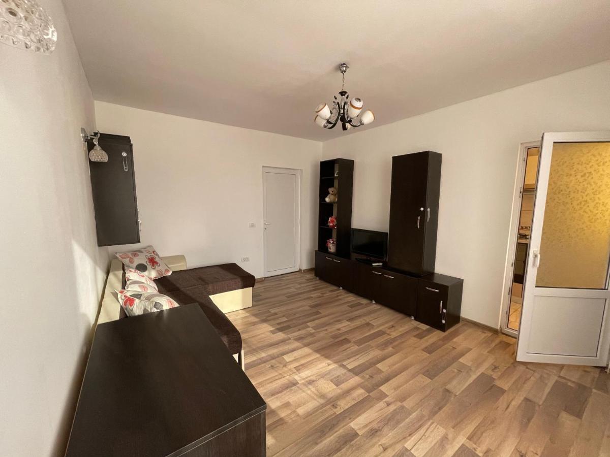 Apartament De Lux Костинешти Экстерьер фото